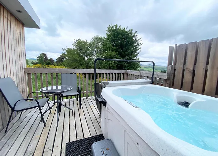 Kaoglen Lodge - Fawn Pod - Hot Tub - Dogs - Pitlochry - Luxury