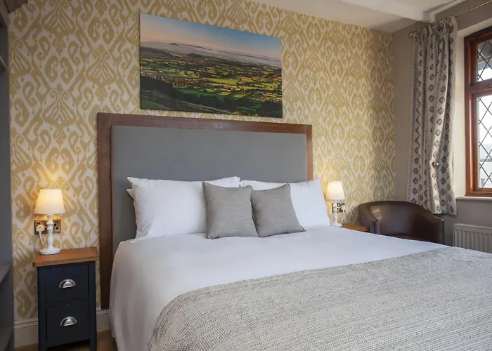 Woodborough Inn