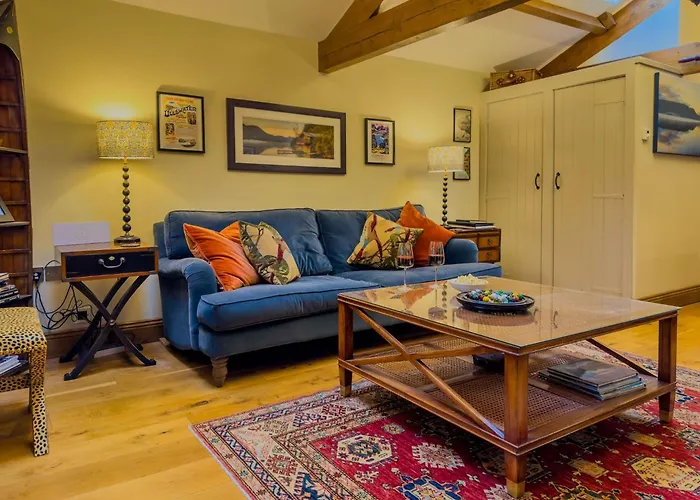 Duke Of Portland Boathouse On The Shore Of Lake Ullswater Ideal For A Romantic Break Pooley Bridge, United Kingdom