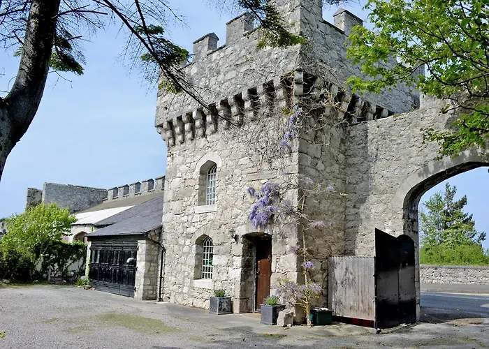 Hen Wrych Hall Tower