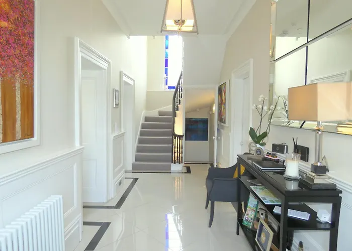 Tavistock House Hotel
