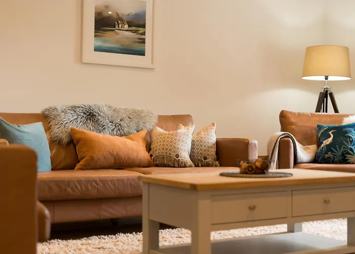 Heronry Hideaway With Luxury Hot Tub