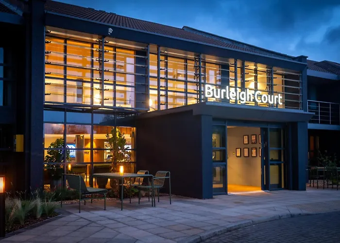 Burleigh Court And Leisure