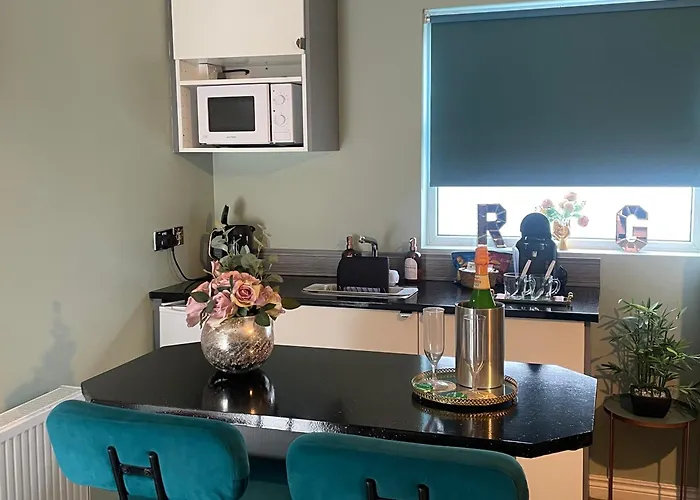 Rose Garden Room - Self Contained