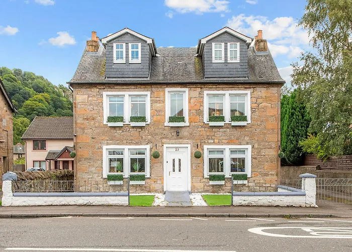 Causeway House