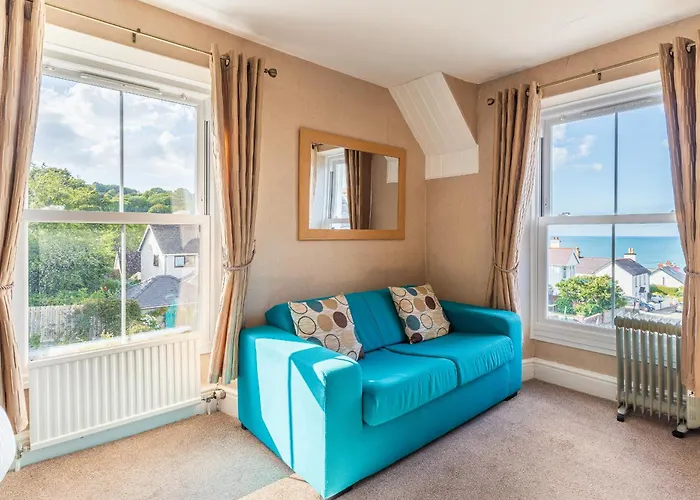 Rooms At The Highcliffe