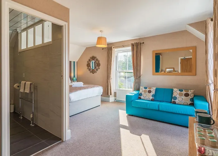 Rooms At The Highcliffe