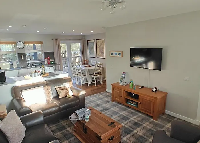 Ben Lomond Cottage - Loch Lomond And Alps