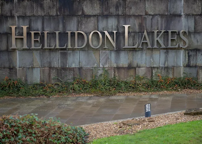 Hellidon Lakes