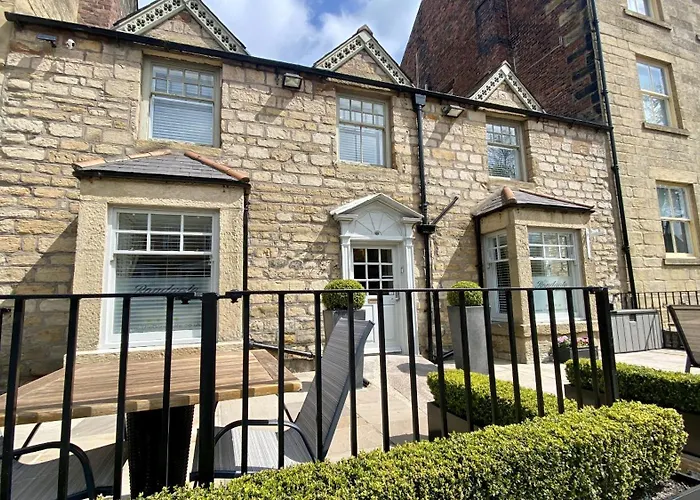 The Bondgate Boutique