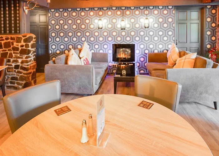 Oyo Lamphey Hall Pembroke, United Kingdom