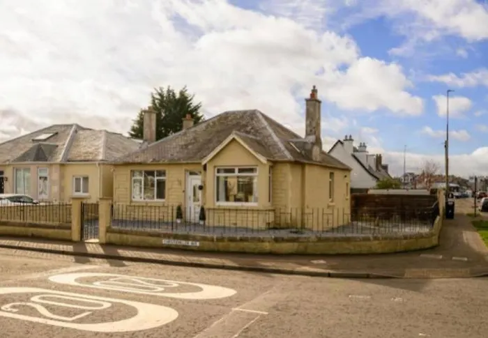 Christiemiller Avenue Holiday Home