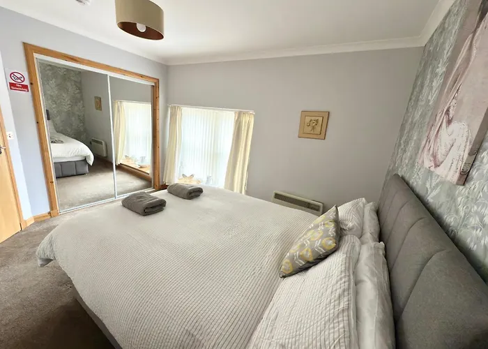 The Old Salt House, Flat1