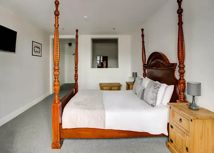 Oyo Gin House Hotel Greenock, United Kingdom
