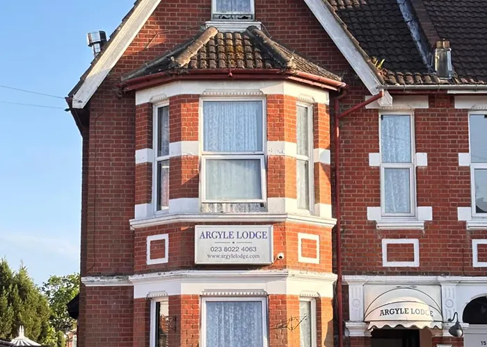 Argyle Lodge Self Catering Guest House