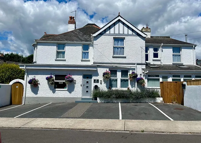 Bentley Lodge