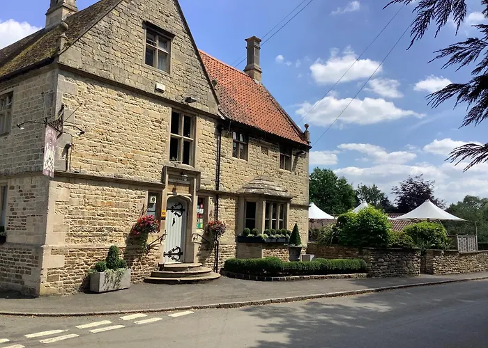 Brownlow Arms Inn