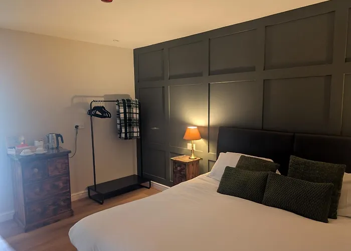 The Castle Inn Hotel Longford , United Kingdom