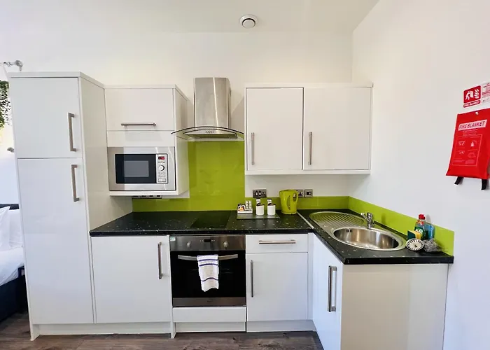 Fox House, Studio Apartments