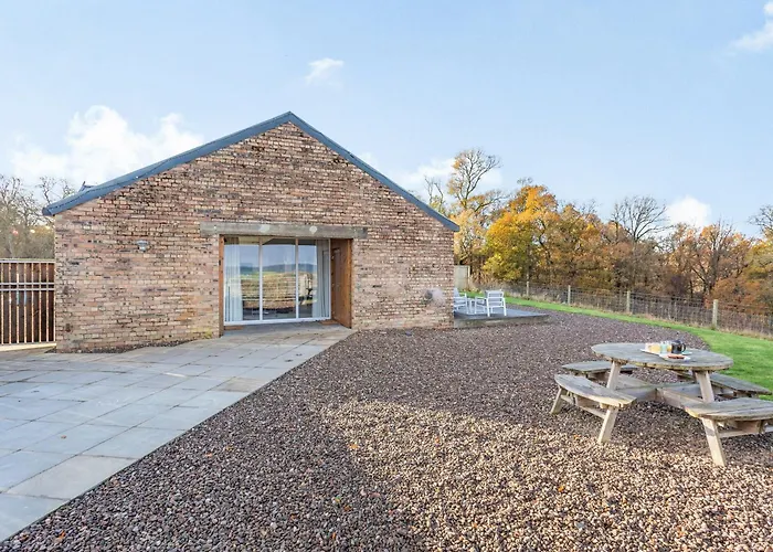 Woodend Barn