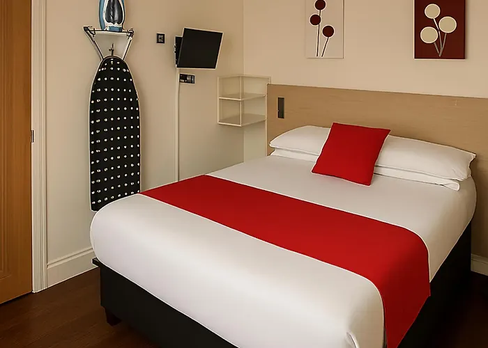 Railway Sleeper Lodge