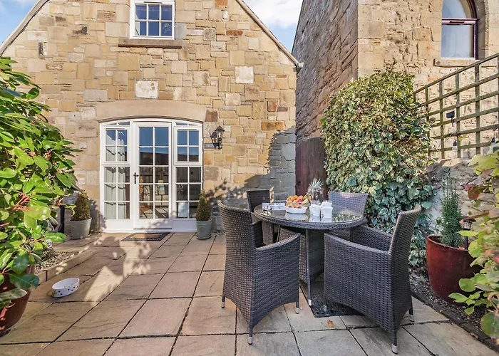 Cobblestone Cottage