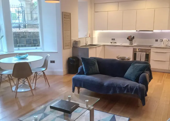 Beaufort House Apartments From Your Stay Bristol, United Kingdom