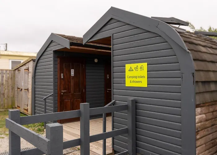 Yha Treyarnon Bay