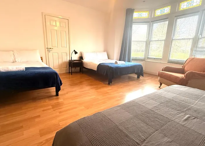 Central Located House For Big Groups Bristol, United Kingdom