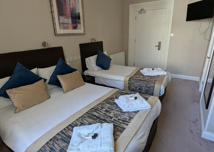 Alexandra Hotel