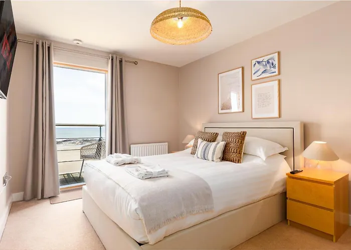 Sands Sea Front s
