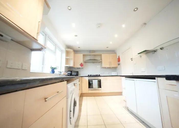 Airport Comfy Stay Harmondsworth, United Kingdom