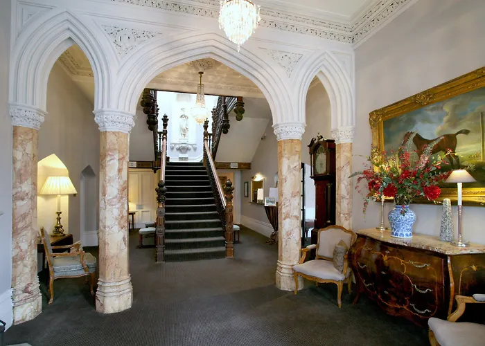 Hollin House