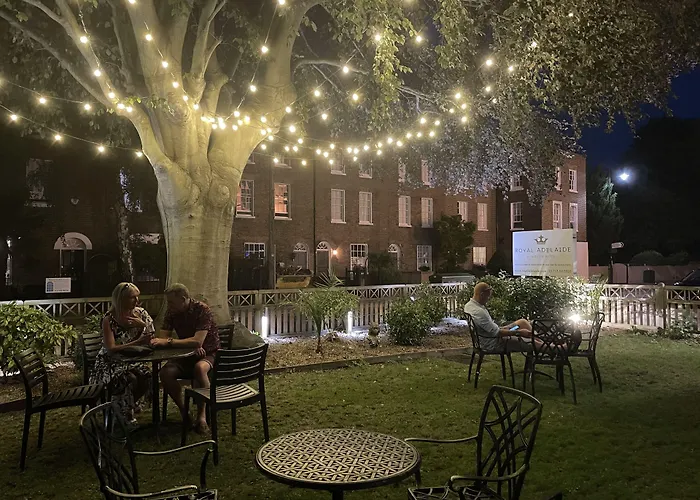 The Royal Adelaide Hotel