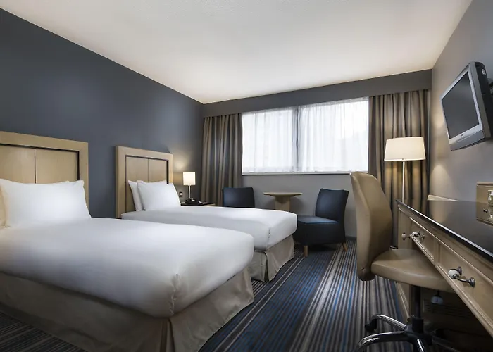 Park Inn By Radisson Cardiff City Centre, Reino Unido