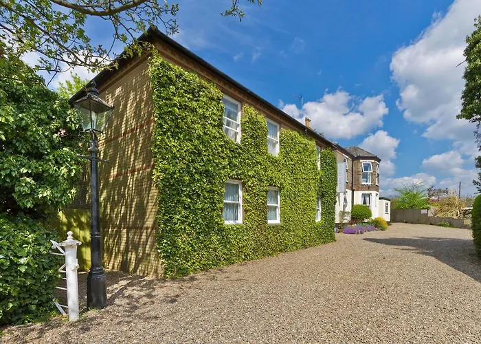Stuart House Hotel