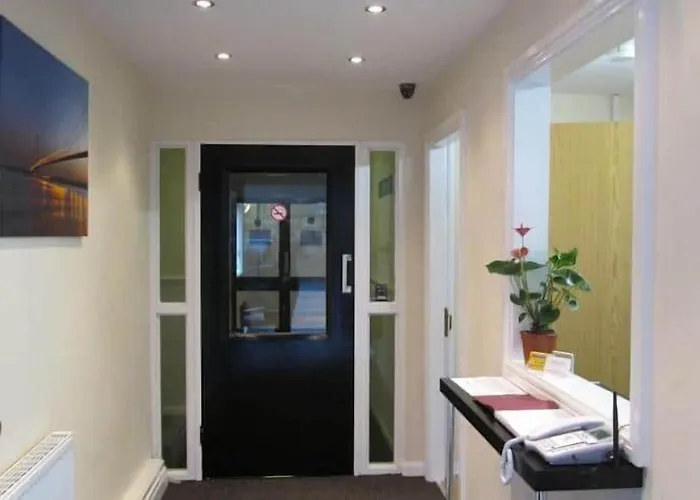 Dorchester & Serviced Apartments Free Parking