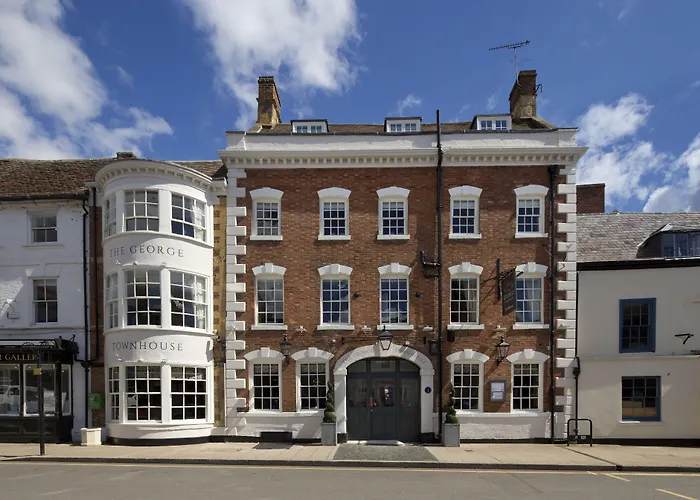 George Townhouse