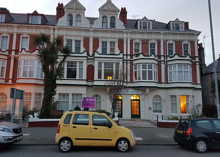 Grand Ash Hotel
