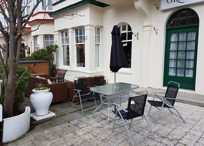 Grand Ash Hotel