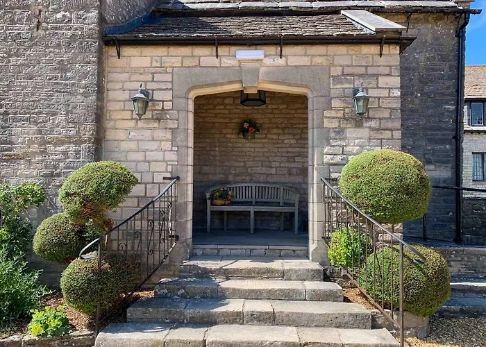 Mortons Manor