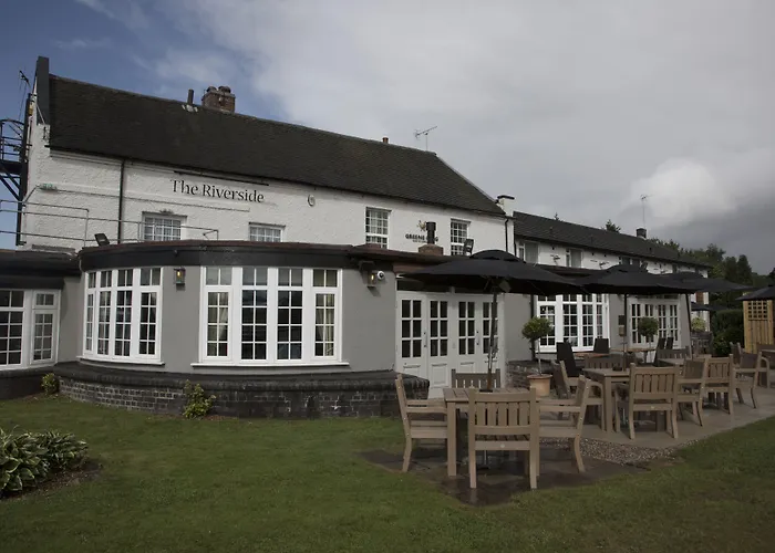 Riverside By Chef & Brewer Collection