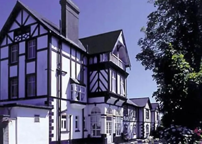 Rosemullion Hotel