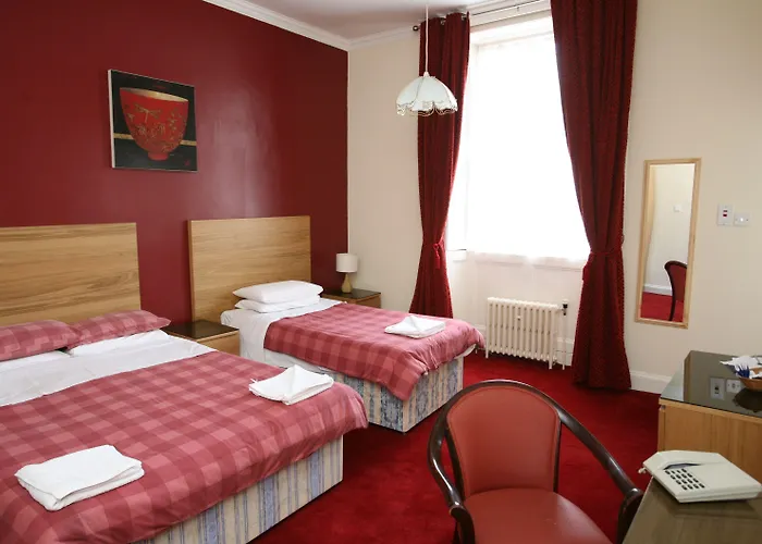Clifton Hotel