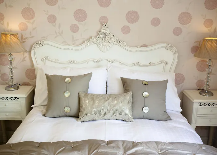 Windfalls Boutique Hotel