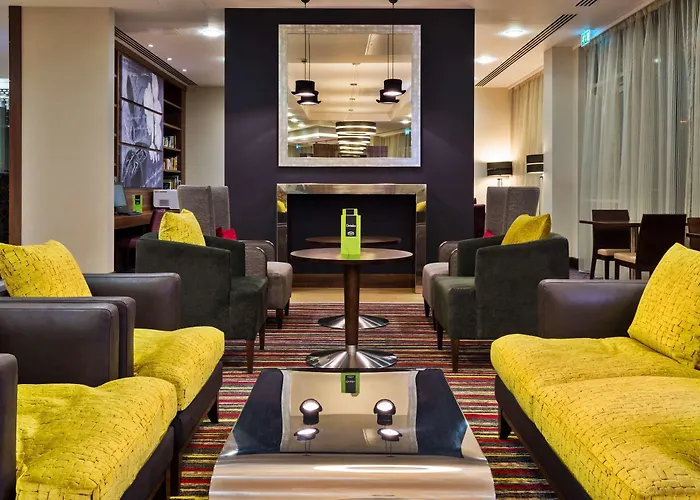 Hampton By Hilton Luton Airport