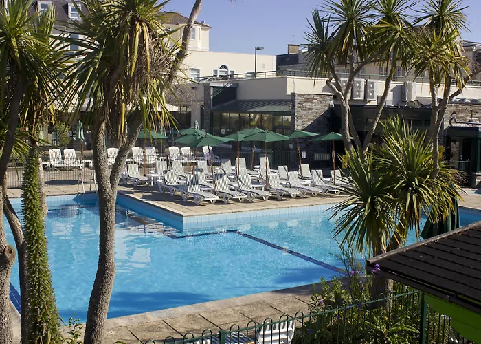 Tlh Carlton Hotel - Tlh Leisure, Entertainment And Spa Resort
