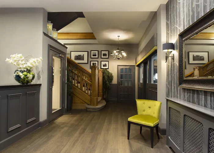 The Orchard Park Hotel