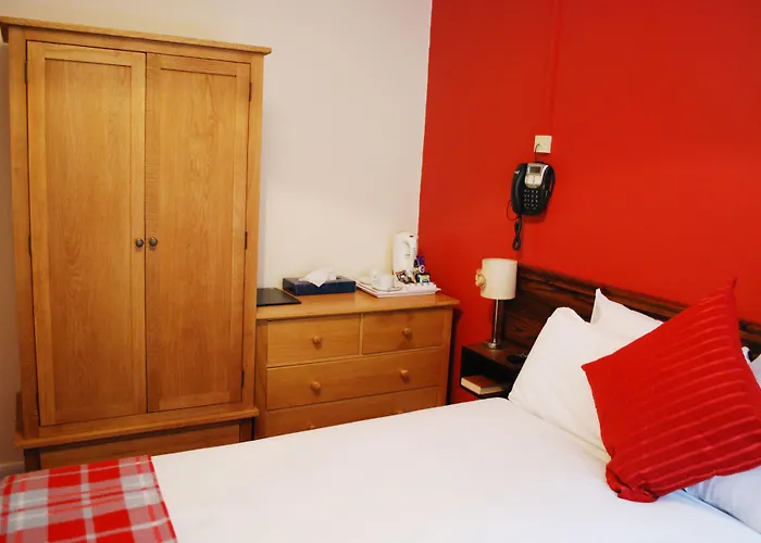 Fox & Hound Hotel