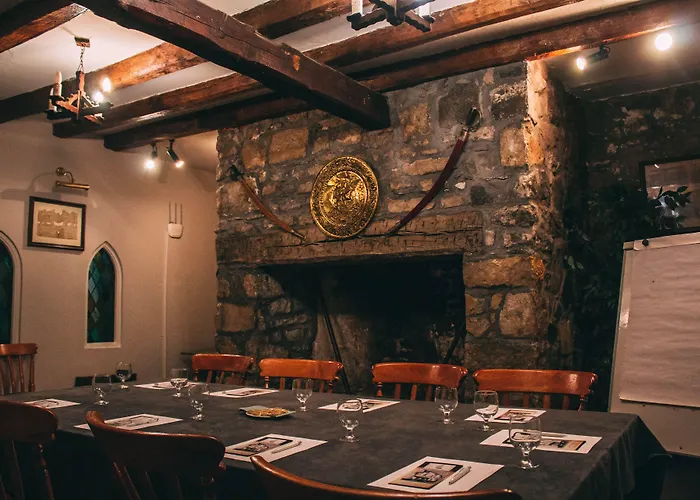 Dobbins Inn